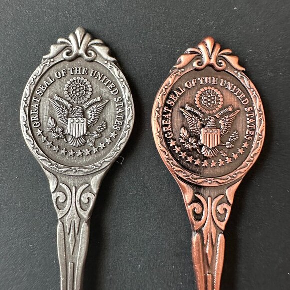 WASHINGTON, DC COLLECTIBLE SPOONS, USA CAPITOL AND WHITE HOUSE - Picture 2 of 4